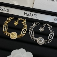 Cheap Versace Bracelets #1170814 Replica Wholesale [$32.00 USD] [ITEM#1170814] on Replica Versace Bracelets