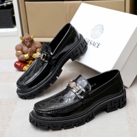 Versace Leather Shoes For Men #1172807