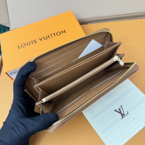 Cheap Louis Vuitton LV Wallets For Women #1174422 Replica Wholesale [$42.00 USD] [ITEM#1174422] on Replica Louis Vuitton LV Wallets