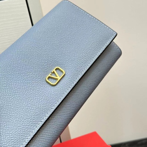 Cheap Valentino Wallets For Women #1174449 Replica Wholesale [$45.00 USD] [ITEM#1174449] on Replica Valentino Wallets