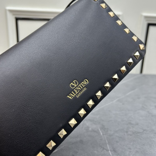 Cheap Valentino AAA Quality Messenger Bags For Women #1175420 Replica Wholesale [$98.00 USD] [ITEM#1175420] on Replica Valentino AAA Quality Messenger Bags