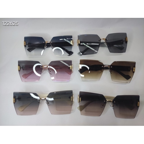 Cheap Versace Sunglasses #1175601 Replica Wholesale [$25.00 USD] [ITEM#1175601] on Replica Versace Sunglasses