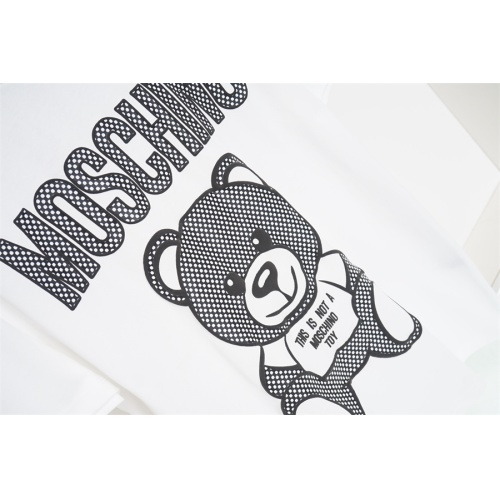 Cheap Moschino T-Shirts Short Sleeved For Unisex #1178422 Replica Wholesale [$32.00 USD] [ITEM#1178422] on Replica Moschino T-Shirts