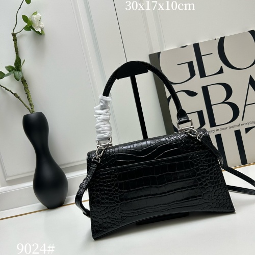 Cheap Balenciaga AAA Quality Handbags For Women #1178784 Replica Wholesale [$102.00 USD] [ITEM#1178784] on Replica Balenciaga AAA Quality Handbags