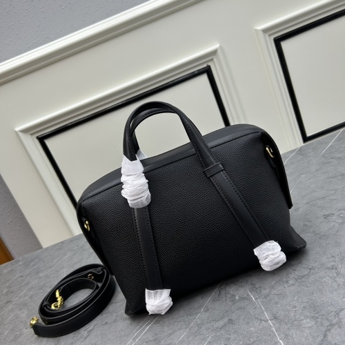 Cheap Fendi AAA Quality Handbags For Women #1178885 Replica Wholesale [$130.00 USD] [ITEM#1178885] on Replica Fendi AAA Quality Handbags