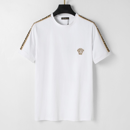 Cheap Versace T-Shirts Short Sleeved For Men #1181495 Replica Wholesale [$25.00 USD] [ITEM#1181495] on Replica Versace T-Shirts