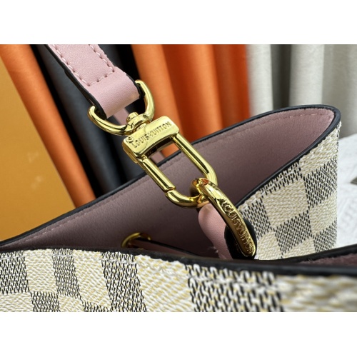 Cheap Louis Vuitton AAA Quality Messenger Bags For Women #1182196 Replica Wholesale [$64.00 USD] [ITEM#1182196] on Replica Louis Vuitton AAA Quality Messenger Bags