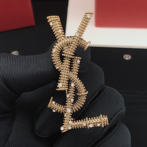 Cheap Yves Saint Laurent Brooches For Women #1182311 Replica Wholesale [$29.00 USD] [ITEM#1182311] on Replica Yves Saint Laurent Brooches