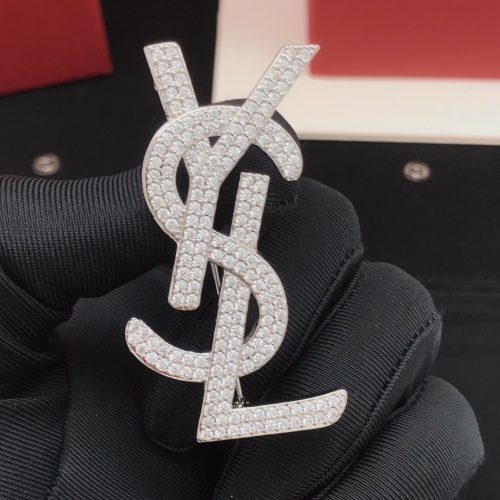 Cheap Yves Saint Laurent Brooches For Women #1182330 Replica Wholesale [$32.00 USD] [ITEM#1182330] on Replica Yves Saint Laurent Brooches