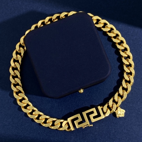 Cheap Versace Necklaces #1182652 Replica Wholesale [$36.00 USD] [ITEM#1182652] on Replica Versace Necklaces