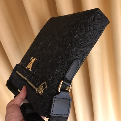 Cheap Louis Vuitton AAA Man Messenger Bags #1182856 Replica Wholesale [$92.00 USD] [ITEM#1182856] on Replica 