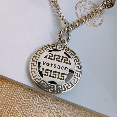 Cheap Versace Necklaces #1182864 Replica Wholesale [$60.00 USD] [ITEM#1182864] on Replica Versace Necklaces