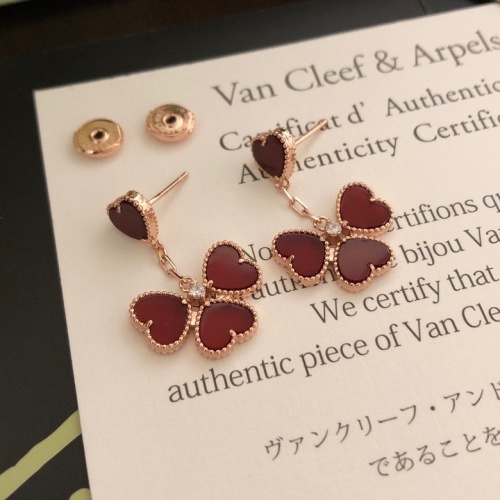 Cheap Van Cleef &amp; Arpels Earrings For Women #1182874 Replica Wholesale [$32.00 USD] [ITEM#1182874] on Replica Van Cleef &amp; Arpels Earrings