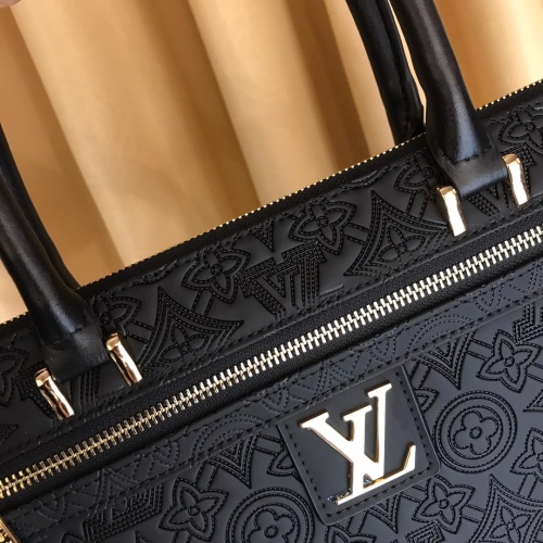 Cheap Louis Vuitton AAA Man Handbags #1182883 Replica Wholesale [$118.00 USD] [ITEM#1182883] on Replica Louis Vuitton AAA Man Handbags