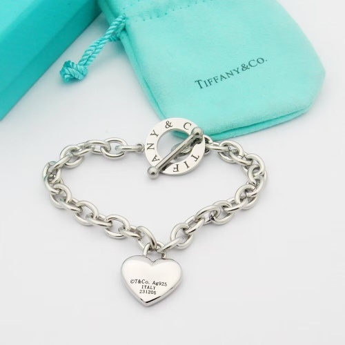 Cheap Tiffany Bracelets #1183643 Replica Wholesale [$25.00 USD] [ITEM#1183643] on Replica Tiffany Bracelets