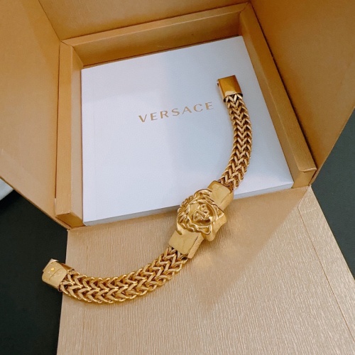 Cheap Versace Bracelets #1183656 Replica Wholesale [$56.00 USD] [ITEM#1183656] on Replica Versace Bracelets