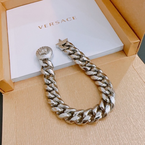 Cheap Versace Bracelets #1183658 Replica Wholesale [$48.00 USD] [ITEM#1183658] on Replica Versace Bracelets