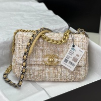 Chanel AAA Quality Messenger Bags For Women #1174281