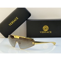 Versace AAA Quality Sunglasses #1176401