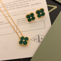 Van Cleef & Arpels Jewelry Set For Women #1183251