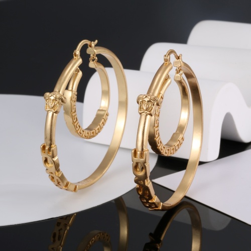 Cheap Versace Earrings For Women #1184251 Replica Wholesale [$34.00 USD] [ITEM#1184251] on Replica Versace Earrings