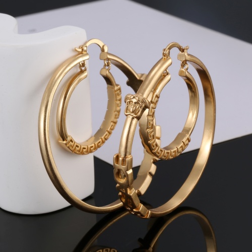 Cheap Versace Earrings For Women #1184251 Replica Wholesale [$34.00 USD] [ITEM#1184251] on Replica Versace Earrings