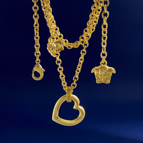 Cheap Versace Necklaces #1184272 Replica Wholesale [$29.00 USD] [ITEM#1184272] on Replica Versace Necklaces