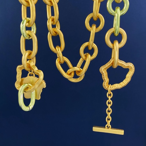 Cheap Versace Necklaces #1184302 Replica Wholesale [$38.00 USD] [ITEM#1184302] on Replica Versace Necklaces