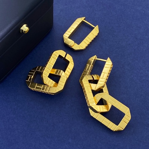 Cheap Versace Earrings For Women #1184358 Replica Wholesale [$32.00 USD] [ITEM#1184358] on Replica Versace Earrings