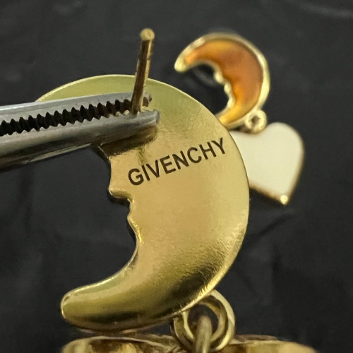 Cheap Givenchy Earrings For Women #1184584 Replica Wholesale [$40.00 USD] [ITEM#1184584] on Replica Givenchy Earrings