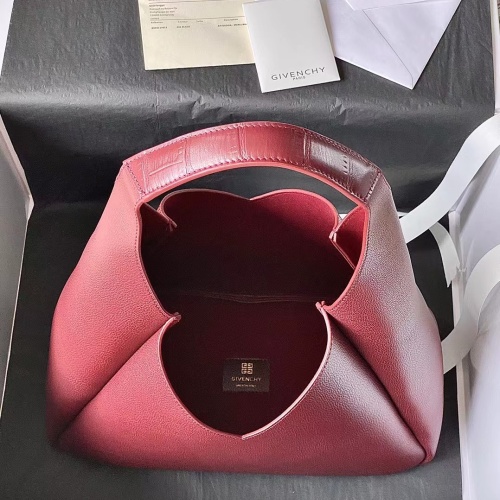 Cheap Givenchy AAA Quality Shoulder Bags For Women #1185552 Replica Wholesale [$254.55 USD] [ITEM#1185552] on Replica Givenchy AAA Quality Shoulder Bags