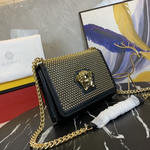 Cheap Versace AAA Quality Messenger Bags For Women #1185573 Replica Wholesale [$122.00 USD] [ITEM#1185573] on Replica Versace AAA Quality Messenger Bags