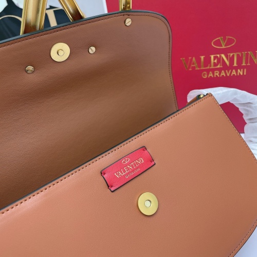 Cheap Valentino AAA Quality Messenger Bags For Women #1185585 Replica Wholesale [$112.00 USD] [ITEM#1185585] on Replica Valentino AAA Quality Messenger Bags