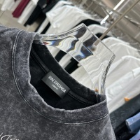 Cheap Balenciaga T-Shirts Short Sleeved For Unisex #1183911 Replica Wholesale [$40.00 USD] [ITEM#1183911] on Replica Balenciaga T-Shirts