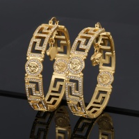 Cheap Versace Earrings For Women #1184207 Replica Wholesale [$40.00 USD] [ITEM#1184207] on Replica Versace Earrings