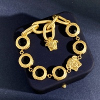 Cheap Versace Bracelets #1184311 Replica Wholesale [$34.00 USD] [ITEM#1184311] on Replica Versace Bracelets