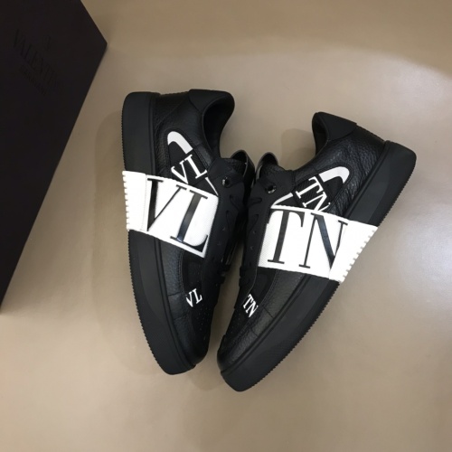 Cheap Valentino Casual Shoes For Men #1186564 Replica Wholesale [$80.00 USD] [ITEM#1186564] on Replica Valentino Casual Shoes