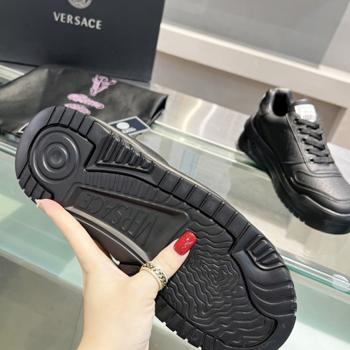 Cheap Versace Casual Shoes For Men #1187230 Replica Wholesale [$102.00 USD] [ITEM#1187230] on Replica Versace Casual Shoes