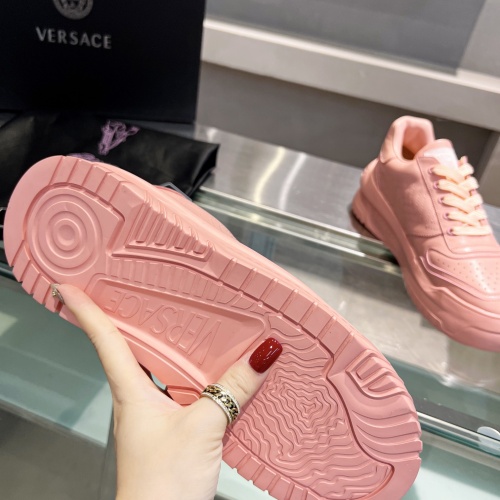 Cheap Versace Casual Shoes For Women #1187246 Replica Wholesale [$102.00 USD] [ITEM#1187246] on Replica Versace Casual Shoes