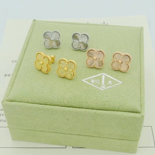 Cheap Van Cleef &amp; Arpels Earrings For Women #1188991 Replica Wholesale [$25.00 USD] [ITEM#1188991] on Replica Van Cleef &amp; Arpels Earrings
