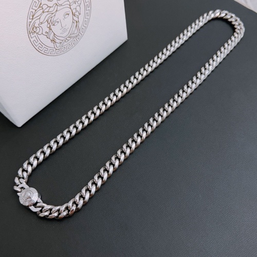 Cheap Versace Necklaces #1189242 Replica Wholesale [$52.00 USD] [ITEM#1189242] on Replica Versace Necklaces