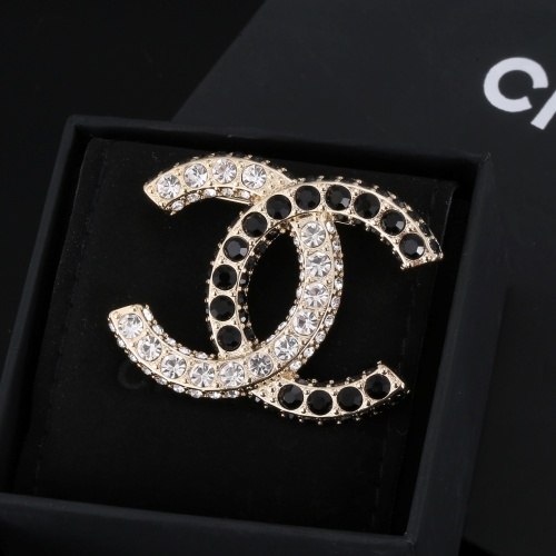 Cheap Chanel Brooches For Women #1189873 Replica Wholesale [$29.00 USD] [ITEM#1189873] on Replica Chanel Brooches