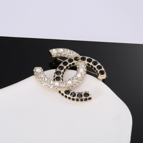 Cheap Chanel Brooches For Women #1189873 Replica Wholesale [$29.00 USD] [ITEM#1189873] on Replica Chanel Brooches