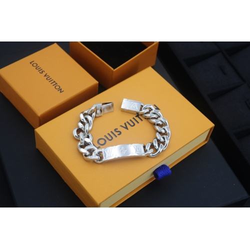 Cheap Louis Vuitton LV Bracelets #1190979 Replica Wholesale [$25.00 USD] [ITEM#1190979] on Replica Louis Vuitton LV Bracelets