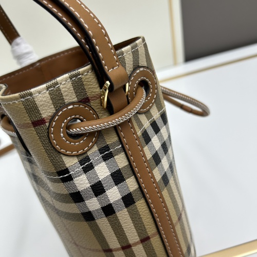 Cheap Burberry AAA Quality Messenger Bags For Women #1191684 Replica Wholesale [$98.00 USD] [ITEM#1191684] on Replica Burberry AAA Messenger Bags