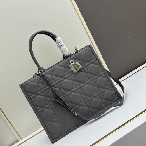 Cheap Christian Dior AAA Quality Tote-Handbags For Women #1191694 Replica Wholesale [$82.00 USD] [ITEM#1191694] on Replica Christian Dior AAA Handbags