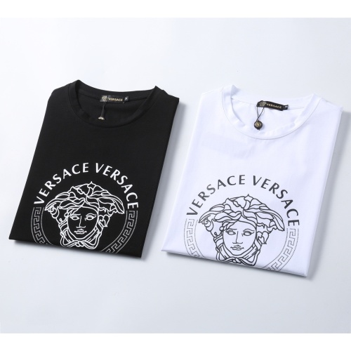 Cheap Versace T-Shirts Short Sleeved For Men #1192406 Replica Wholesale [$25.00 USD] [ITEM#1192406] on Replica Versace T-Shirts