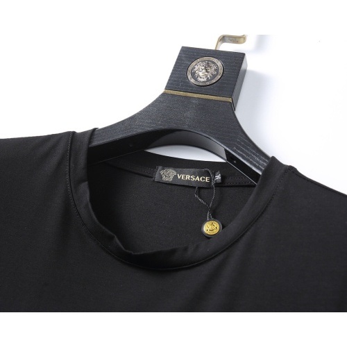 Cheap Versace T-Shirts Short Sleeved For Men #1192411 Replica Wholesale [$25.00 USD] [ITEM#1192411] on Replica Versace T-Shirts