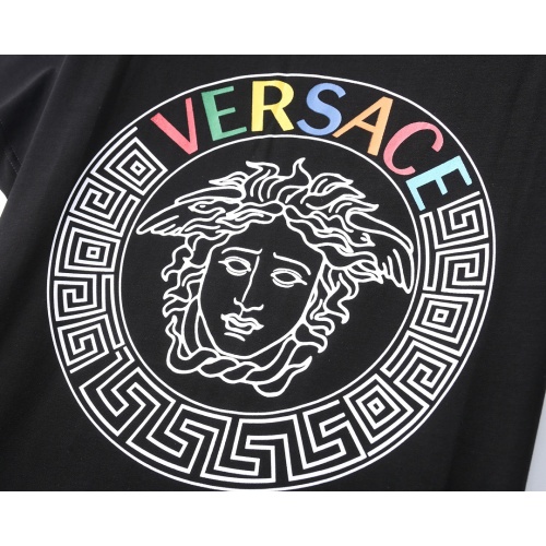 Cheap Versace T-Shirts Short Sleeved For Men #1192413 Replica Wholesale [$25.00 USD] [ITEM#1192413] on Replica Versace T-Shirts