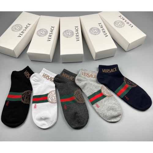 Cheap Versace Socks #1192980 Replica Wholesale [$27.00 USD] [ITEM#1192980] on Replica Versace Socks